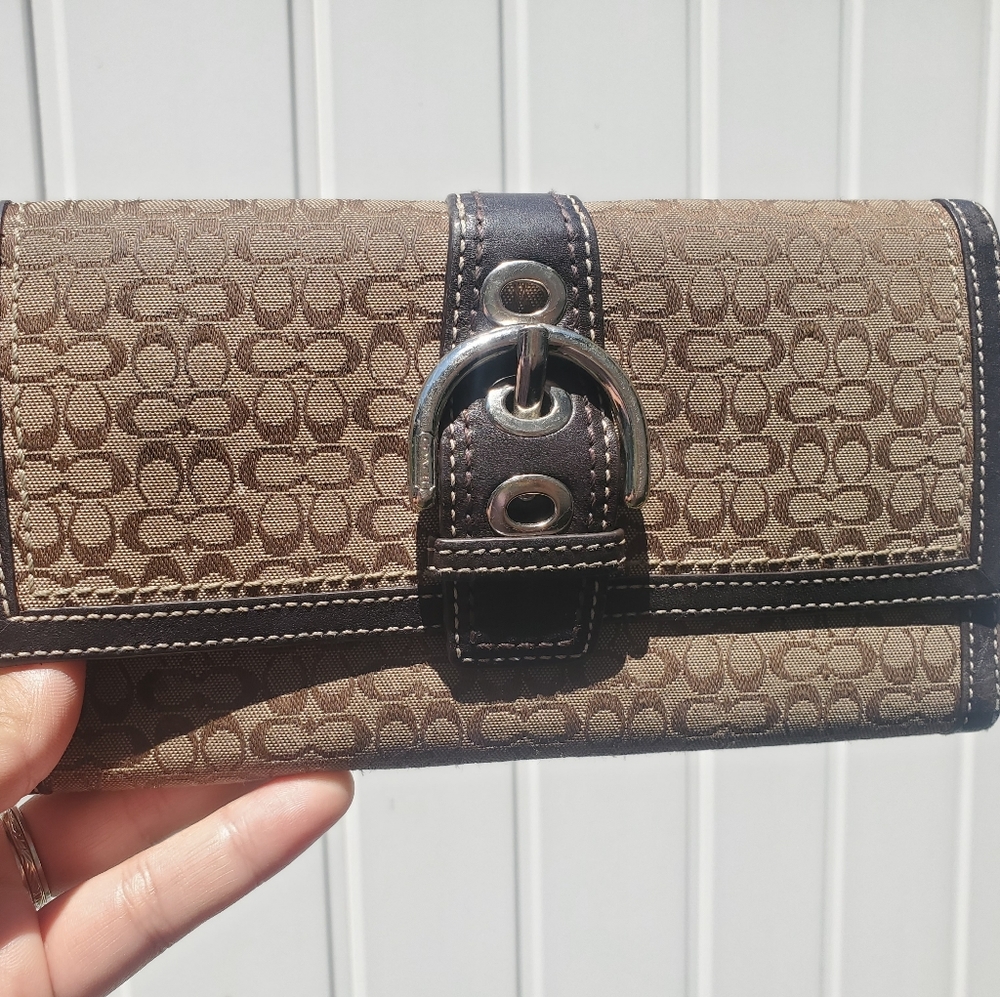 Coach wallet